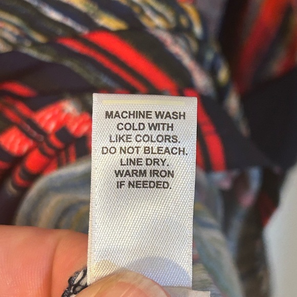 Multicolored C est 1846 tunic top, size 18/20 - Picture 5 of 5